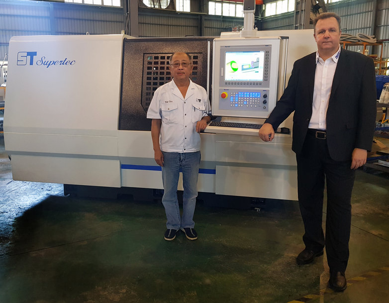 Supertec chooses NUM technology for its latest CNC cylindrical grinding machines